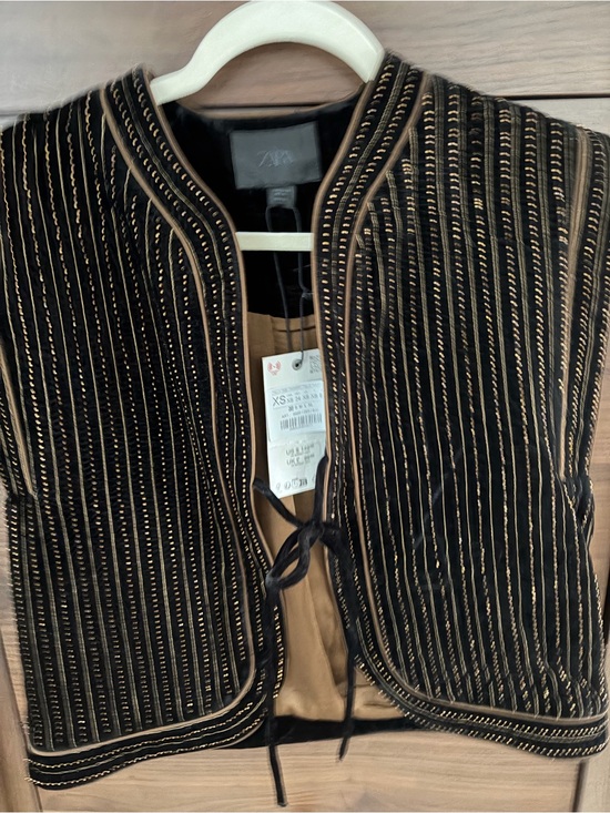 Zara Jackets & Blazers - Subcategory Classification
